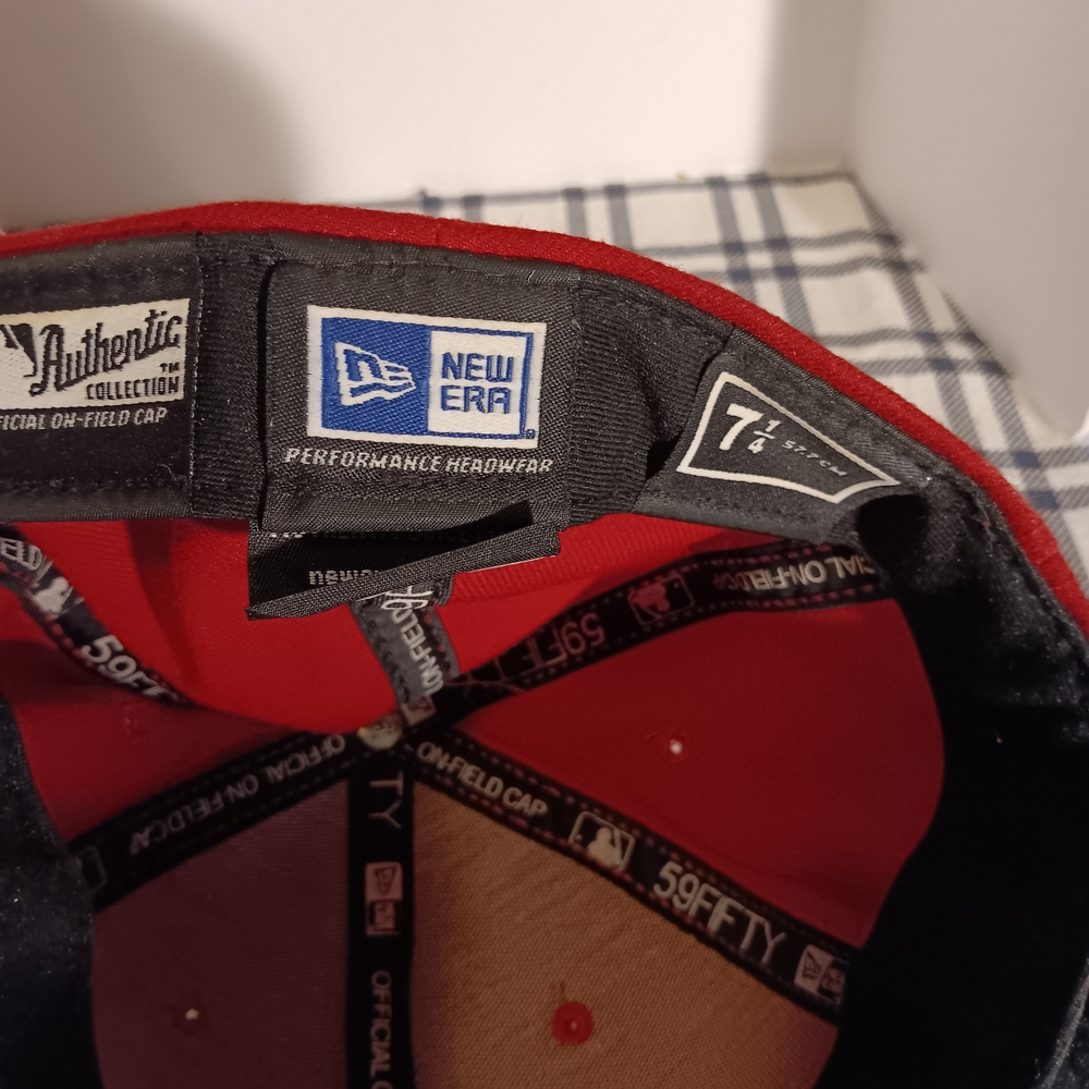 New Era Red Authentic Collection Cap - Picture 4 of 4